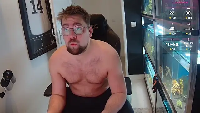 Snapshot of justinitt chatting on February 25, 9:42 am justinitt online show from February 25, 9:42 am