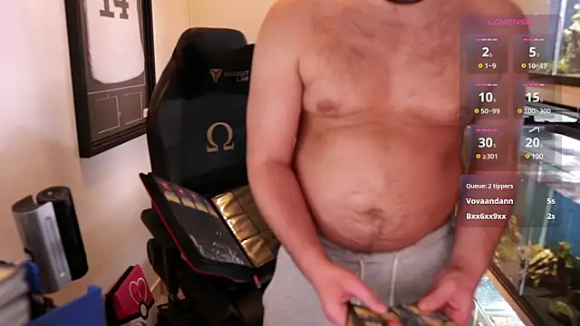 Snapshot of justinitt chatting on March 4, 5:34 pm justinitt online show from March 4, 5:34 pm