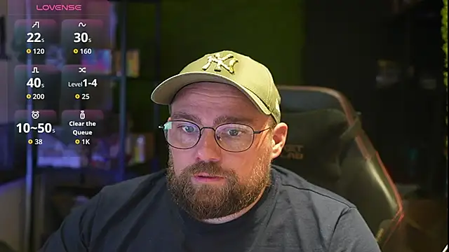 Snapshot of justinitt chatting on October 13, 4:40 pm justinitt online show from October 13, 4:40 pm