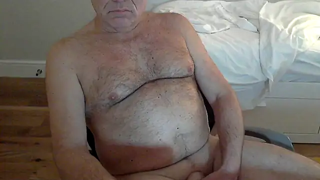 Eynoos  online show from November 22, 7:57 pm