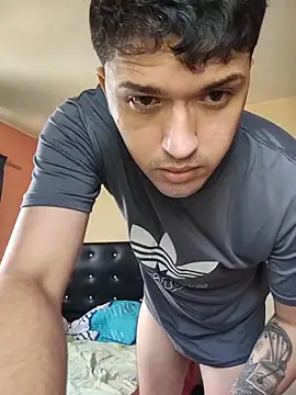 Deibyguzman online show from March 11, 5:41 pm