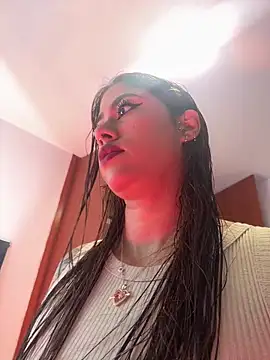 Snapshot of _Devika chatting on March 6, 11:34 pm Devika online show from March 6, 11:34 pm