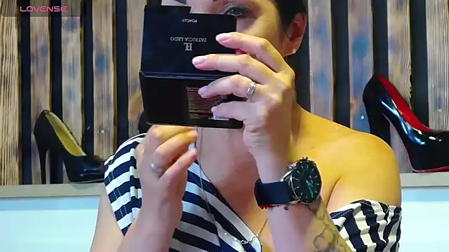 Snapshot of Tory_Lovi chatting on March 23, 5:44 am Tory Lovi online show from March 23, 5:44 am