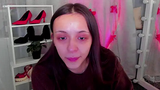 Snapshot of Sahara_Shields chatting on January 19, 9:22 am Sahara Shields online show from January 19, 9:22 am