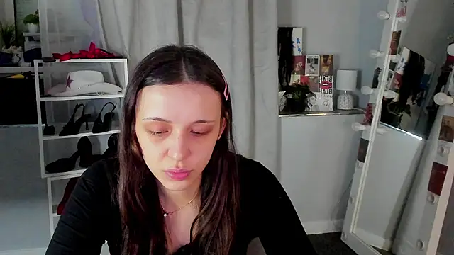 Sahara Shields online show from March 15, 9:37 am