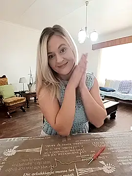 Vintasia online show from October 6, 10:34 am