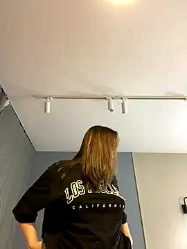 Snapshot of Kiss_My_Body chatting on September 14, 4:06 pm Kiss My Body online show from September 14, 4:06 pm