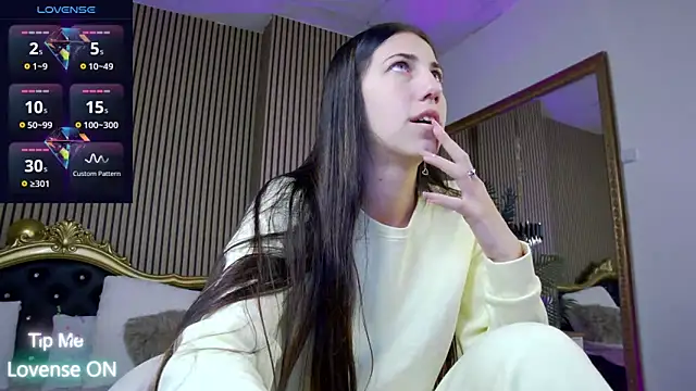 KeylaBlair online show from March 8, 5:01 pm