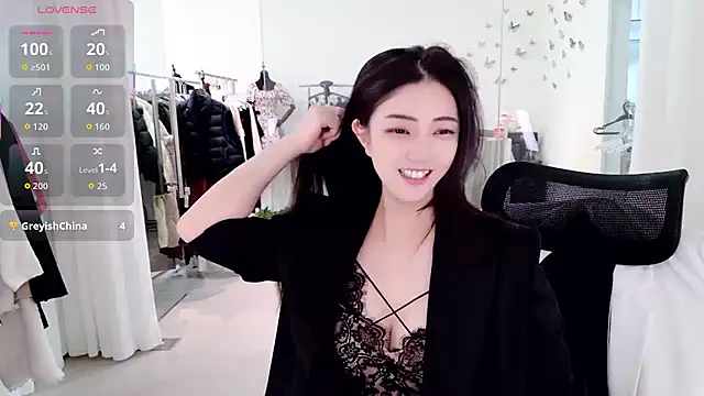 miaomiao-777 online show from May 4, 11:56 pm