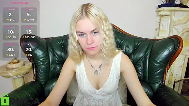 HillEva online show from October 27, 8:18 am