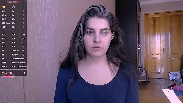 Snapshot of _Roselina_ chatting on January 24, 7:41 am Roselina online show from January 24, 7:41 am