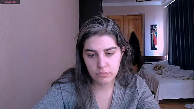 Snapshot of _Roselina_ chatting on March 4, 7:30 am Roselina online show from March 4, 7:30 am