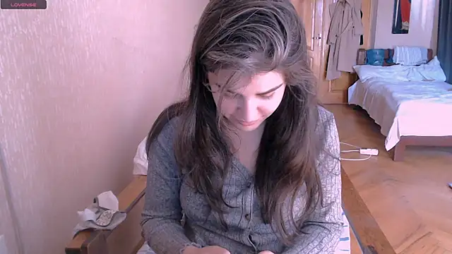 Snapshot of _Roselina_ chatting on March 14, 9:14 am Roselina online show from March 14, 9:14 am