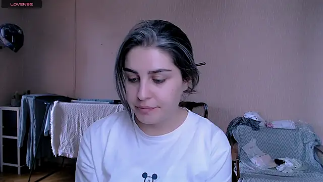 Snapshot of _Roselina_ chatting on September 27, 11:37 am Roselina online show from September 27, 11:37 am