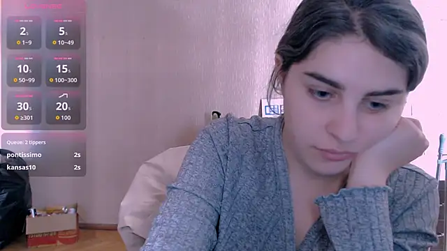 Snapshot of _Roselina_ chatting on October 8, 9:40 am Roselina online show from October 8, 9:40 am