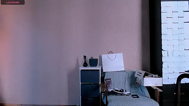 Snapshot of _Roselina_ chatting on October 19, 10:38 am Roselina online show from October 19, 10:38 am