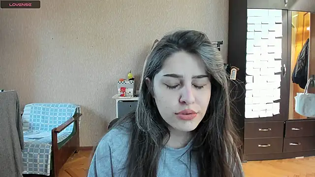  Roselina  online show from May 3, 10:54 am