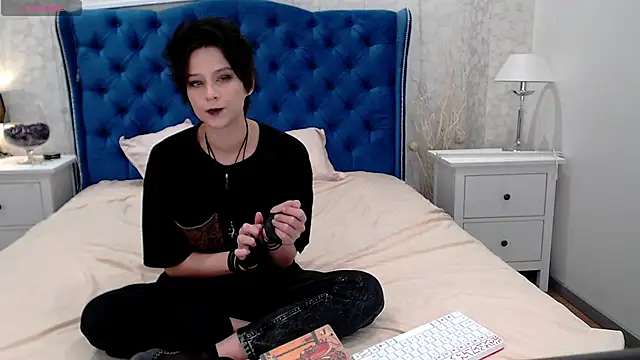 via mayer  online show from October 23, 10:58 am