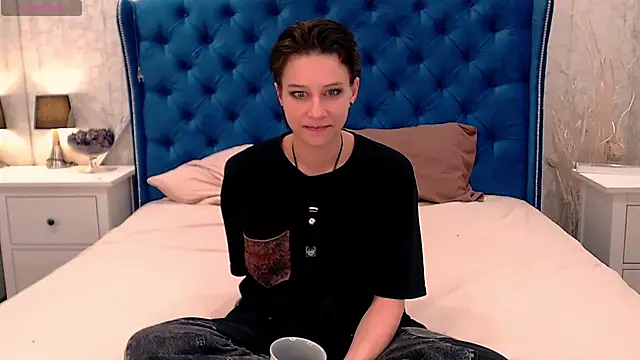 via mayer  online show from November 18, 3:12 am