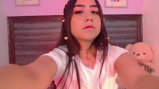 AdaaMillan online show from March 5, 9:22 pm