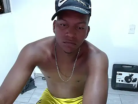 Snapshot of Master_foot_ chatting on July 1, 4:47 am Master foot online show from July 1, 4:47 am