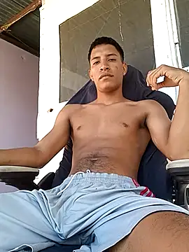 Snapshot of matteo_rivas chatting on September 27, 2:11 pm matteo rivas online show from September 27, 2:11 pm