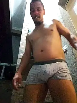 Snapshot of Santanacumxplod chatting on February 12, 2:35 am Santanacumxplod online show from February 12, 2:35 am