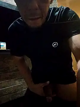 Snapshot of Santanacumxplod chatting on September 20, 4:02 am Santanacumxplod online show from September 20, 4:02 am