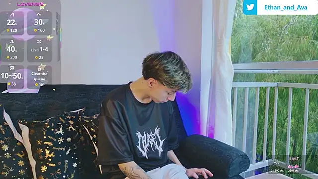 ethan and ava online show from November 16, 12:44 pm