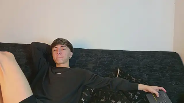 ethan and ava online show from February 21, 2:45 am