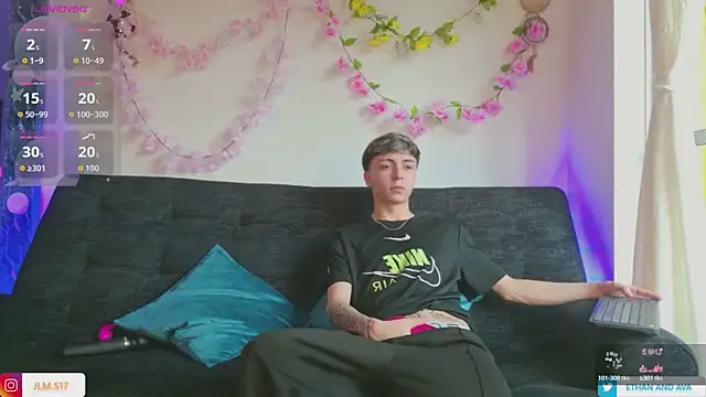ethan and ava online show from August 2, 12:14 pm