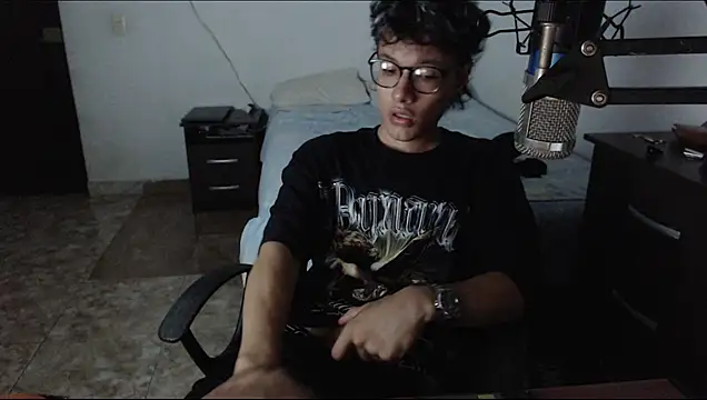 Labylaq online show from May 5, 4:31 am