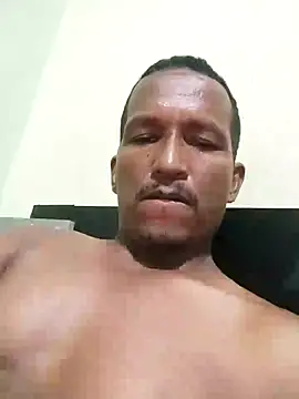 Snapshot of Nego8659 chatting on February 15, 4:36 pm Nego8659 online show from February 15, 4:36 pm