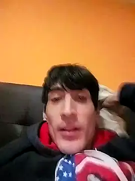 Snapshot of moutt99 chatting on January 14, 2:11 pm moutt99 online show from January 14, 2:11 pm