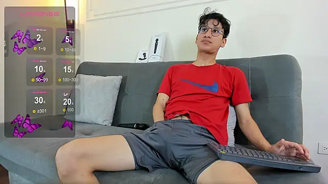 Snapshot of Cum_hunters chatting on November 19, 3:17 am Cum hunters online show from November 19, 3:17 am