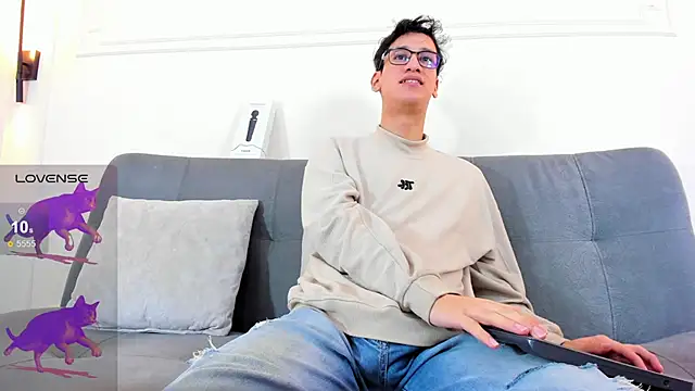 Cum hunters online show from February 24, 3:15 am