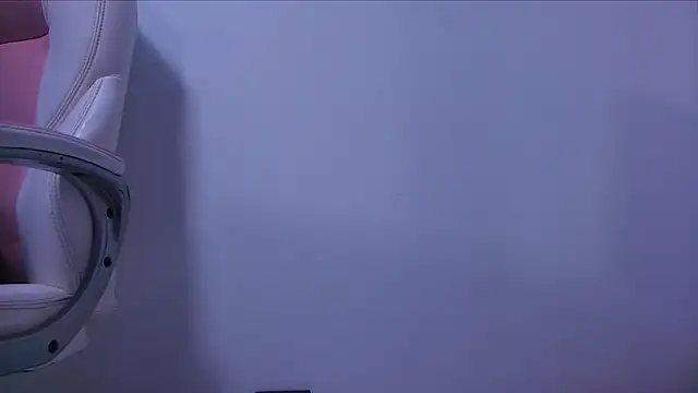 Auroraa miller online show from March 5, 3:02 am