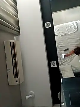 Snapshot of jacaranduba07 chatting on December 16, 1:16 pm jacaranduba07 online show from December 16, 1:16 pm