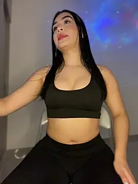 Snapshot of vane_foxxx chatting on June 20, 12:14 am vane foxxx online show from June 20, 12:14 am