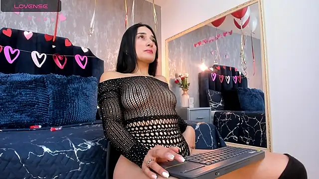 Isis ariany  online show from February 25, 12:45 pm