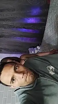 Snapshot of stefany_pablo1 chatting on October 23, 1:10 pm stefany pablo1 online show from October 23, 1:10 pm