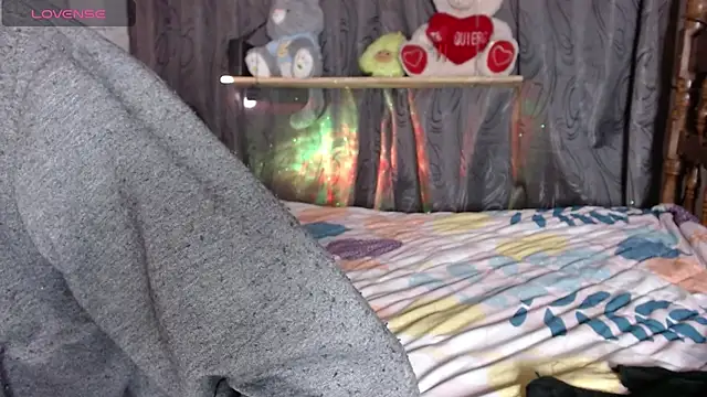 Snapshot of stefany_pablo1 chatting on November 21, 12:37 pm stefany pablo1 online show from November 21, 12:37 pm