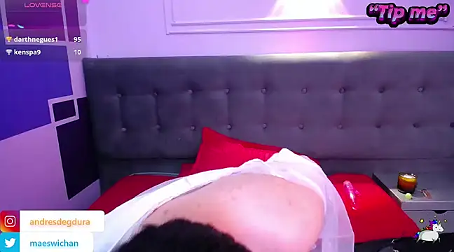 Snapshot of dalmonn_lennoxx chatting on January 23, 10:33 pm dalmonn lennoxx online show from January 23, 10:33 pm