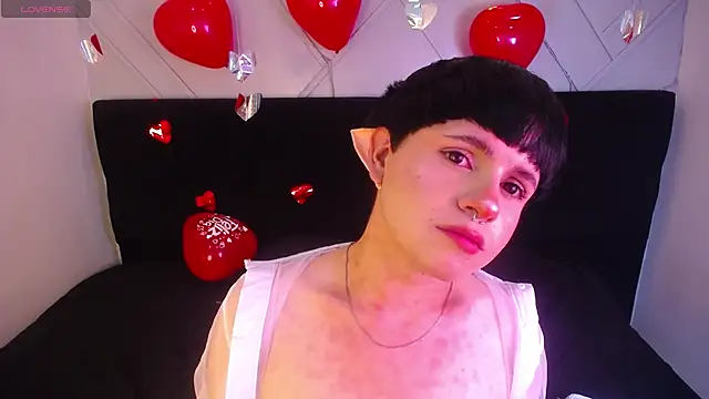 Snapshot of dalmonn_lennoxx chatting on February 15, 8:22 pm dalmonn lennoxx online show from February 15, 8:22 pm