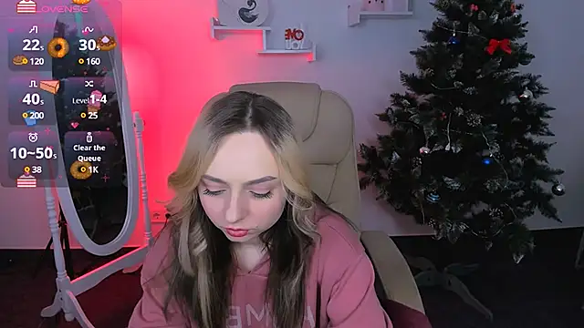 Snapshot of Noirael chatting on January 18, 12:13 am Noirael online show from January 18, 12:13 am