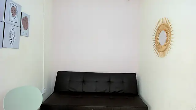 Juliane su online show from February 11, 8:31 pm