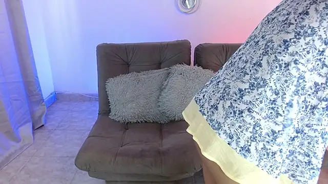 lucie petite online show from January 24, 6:46 pm