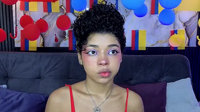 lucie petite online show from July 5, 6:26 pm