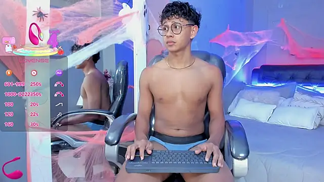 Snapshot of Dawn16_ chatting on October 30, 9:04 pm Dawn16 online show from October 30, 9:04 pm