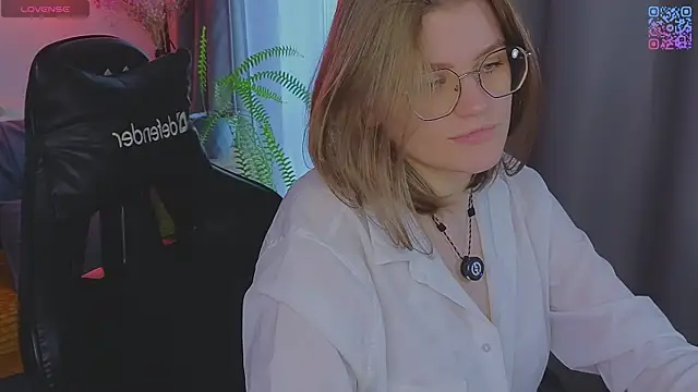  JessieVibes online show from May 17, 2:13 pm